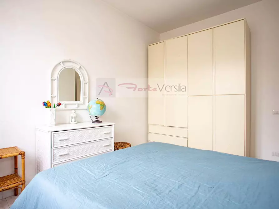 Immagine 11 di Appartamento in vendita  a Forte Dei Marmi