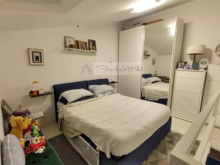 Immagine 22 di Casa semindipendente in vendita  a Pietrasanta