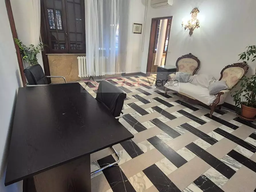 Immagine 16 di Casa indipendente in affitto  a Pietrasanta