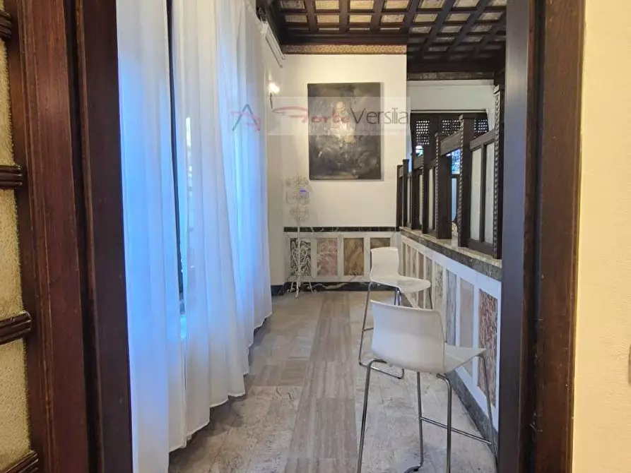 Immagine 12 di Casa indipendente in affitto  a Pietrasanta