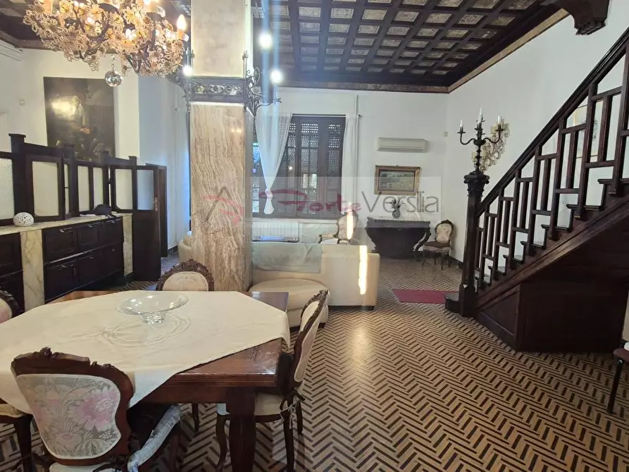 Immagine 2 di Casa indipendente in affitto  a Pietrasanta