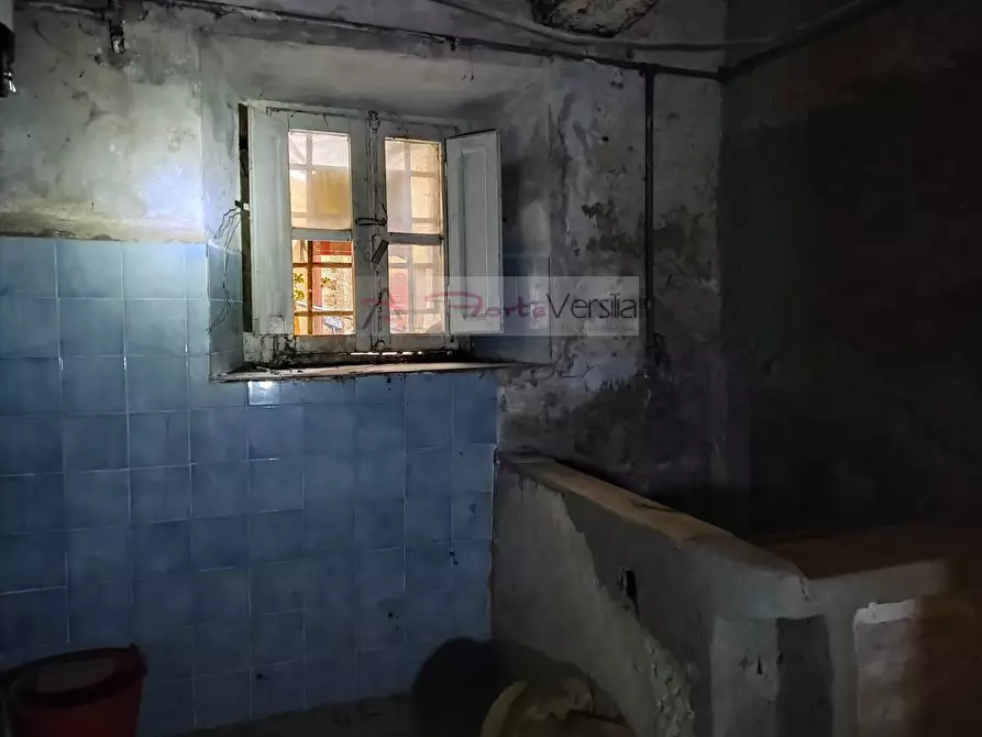 Immagine 6 di Casa semindipendente in vendita  a Seravezza