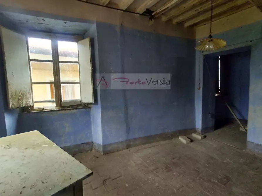 Immagine 26 di Casa semindipendente in vendita  a Seravezza