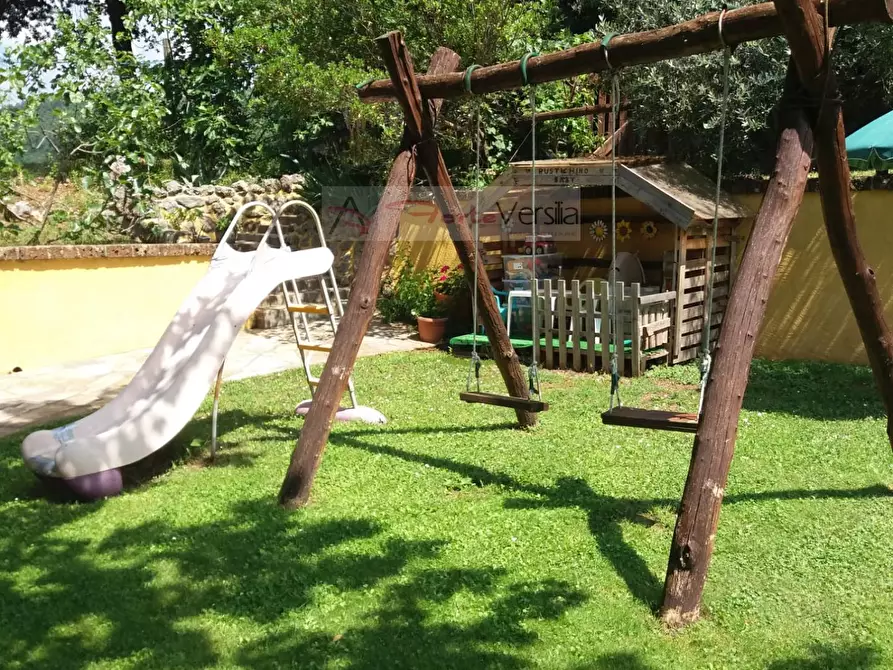 Immagine 7 di Rustico / casale in vendita  a Pietrasanta