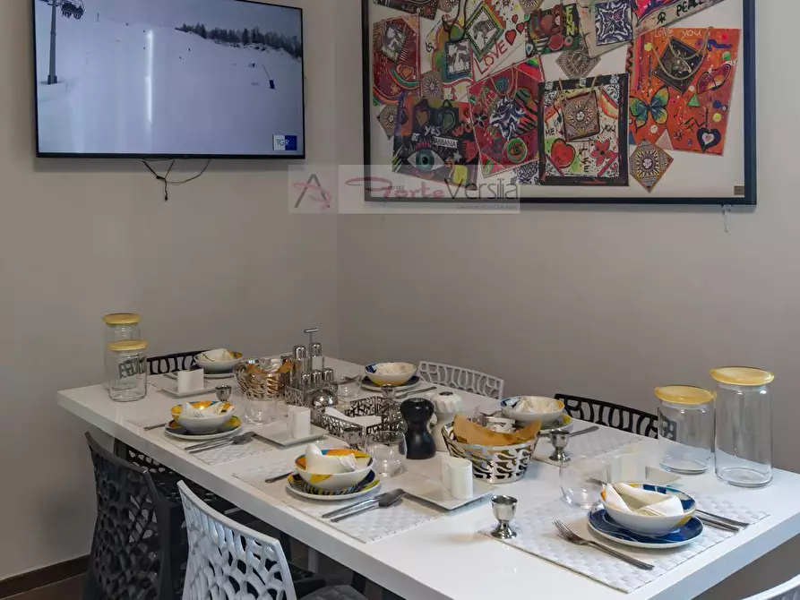 Immagine 16 di Appartamento in vendita  a Viareggio