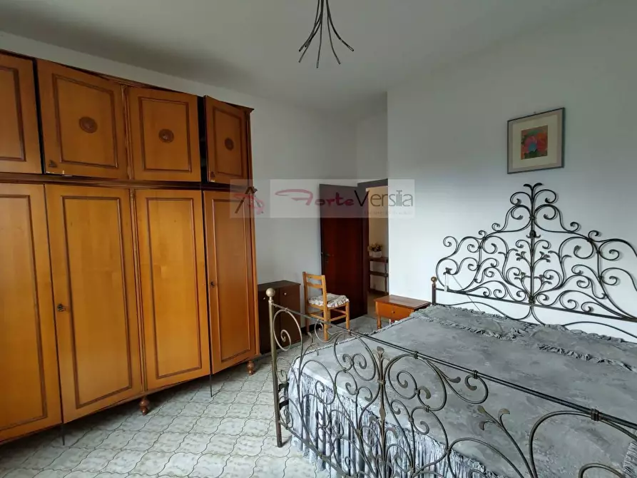 Immagine 28 di Villa in vendita  a Pietrasanta