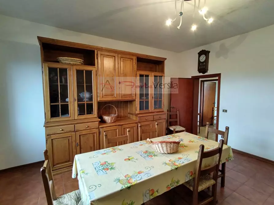 Immagine 13 di Villa in vendita  a Pietrasanta