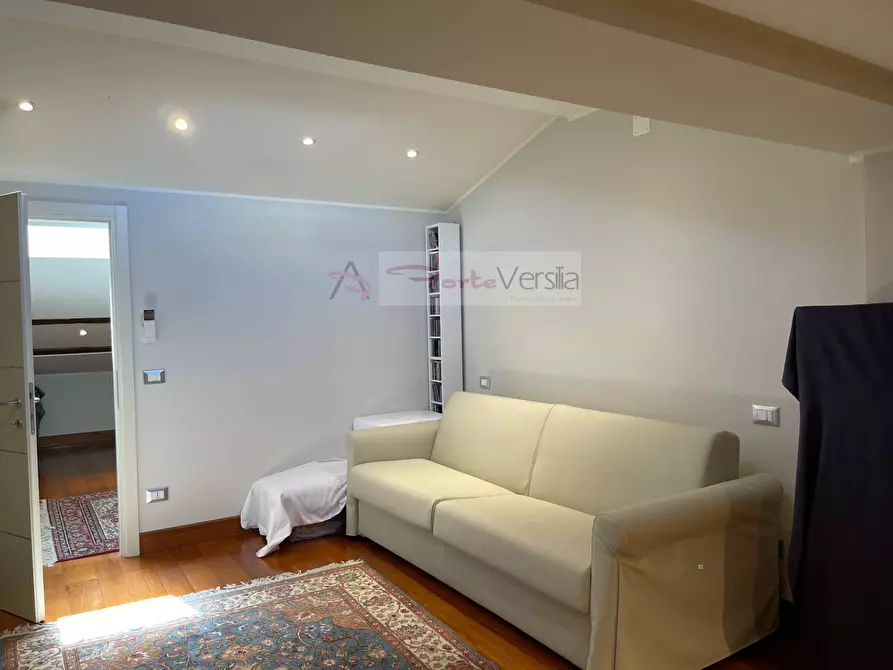 Immagine 24 di Casa semindipendente in vendita  a Viareggio