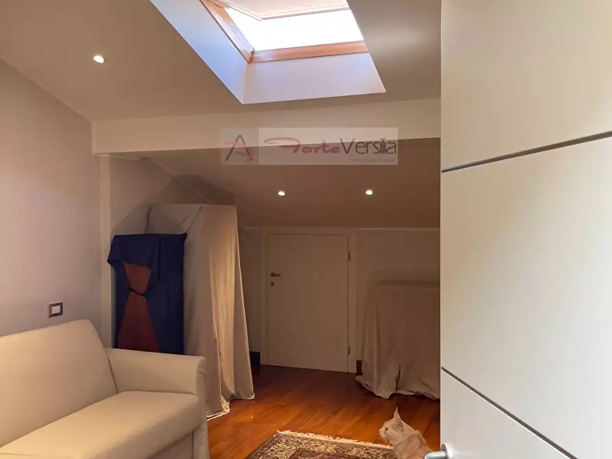 Immagine 21 di Casa semindipendente in vendita  a Viareggio