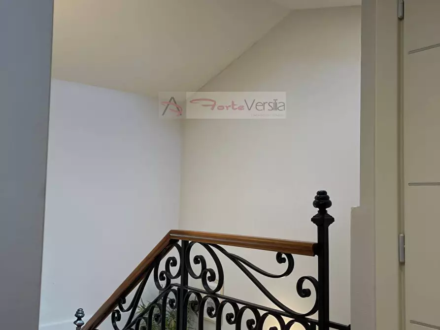 Immagine 29 di Casa semindipendente in vendita  a Viareggio