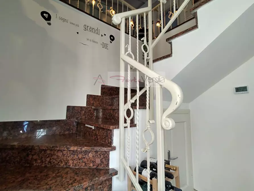 Immagine 24 di Appartamento in vendita  a Camaiore