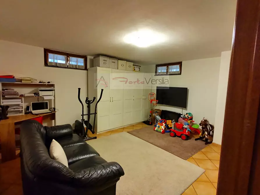 Immagine 27 di Casa indipendente in vendita  a Massarosa