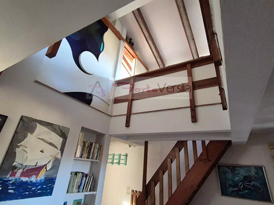 Immagine 5 di Villa in vendita  a Forte Dei Marmi