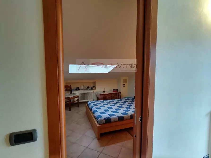 Immagine 28 di Villa in vendita  a Aulla
