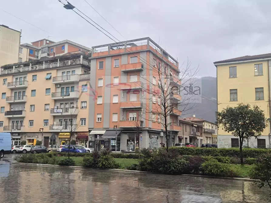 Immagine 6 di Ufficio in affitto  a Massa