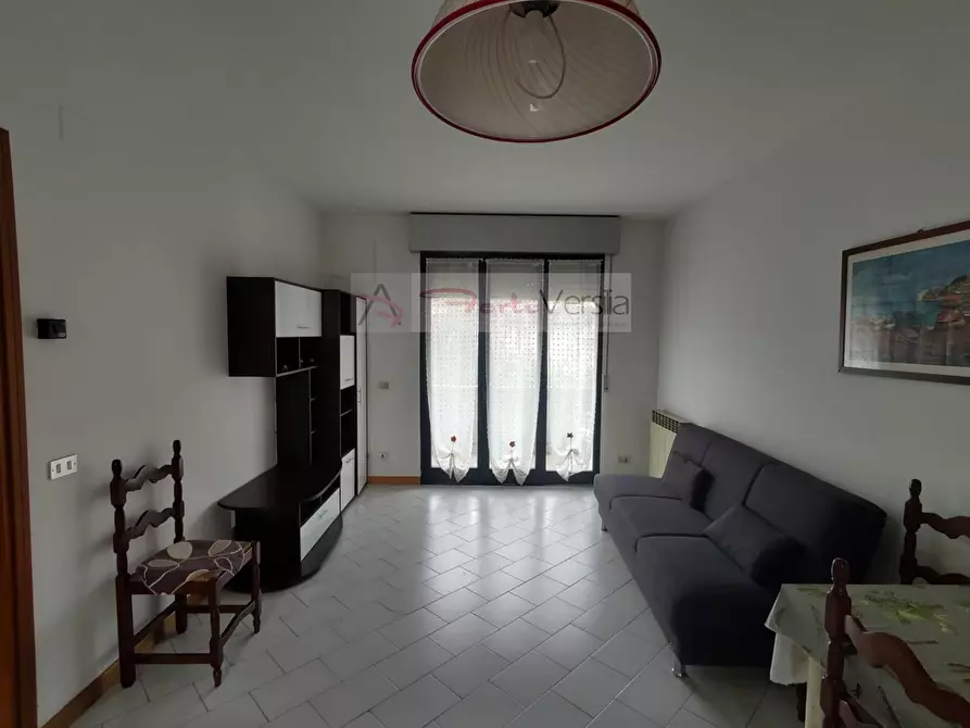 Immagine 3 di Appartamento in vendita  a Massa