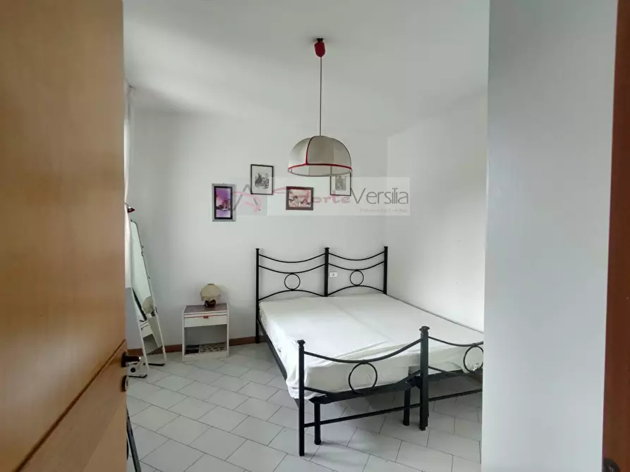 Immagine 17 di Appartamento in vendita  a Massa