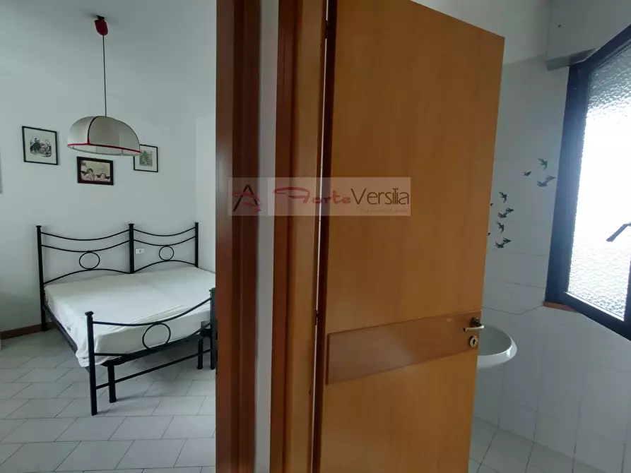 Immagine 13 di Appartamento in vendita  a Massa