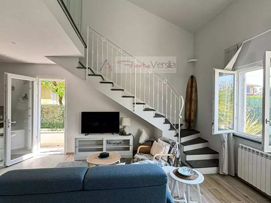 Immagine 11 di Villa in affitto  a Forte Dei Marmi