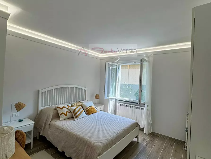 Immagine 13 di Villa in affitto  a Forte Dei Marmi