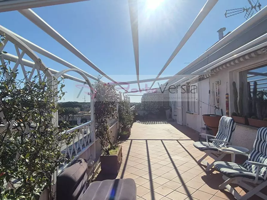 Immagine 27 di Attico in vendita  a Seravezza