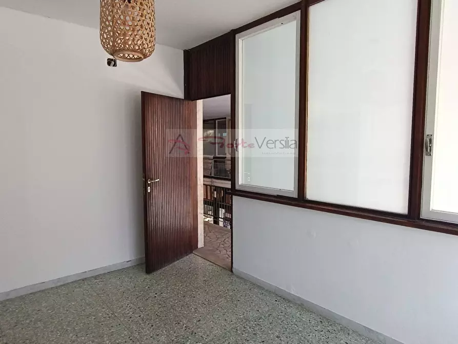 Immagine 4 di Appartamento in vendita  a Massa