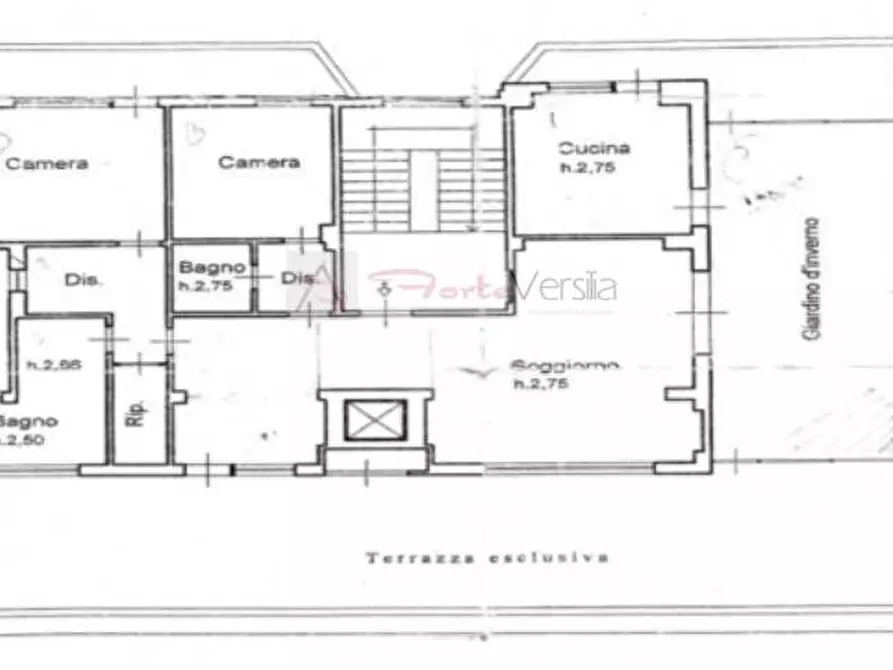 Immagine 30 di Attico in vendita  a Seravezza