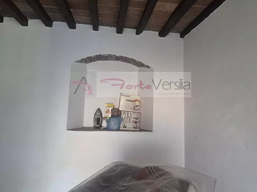 Immagine 14 di Rustico / casale in vendita  a Seravezza