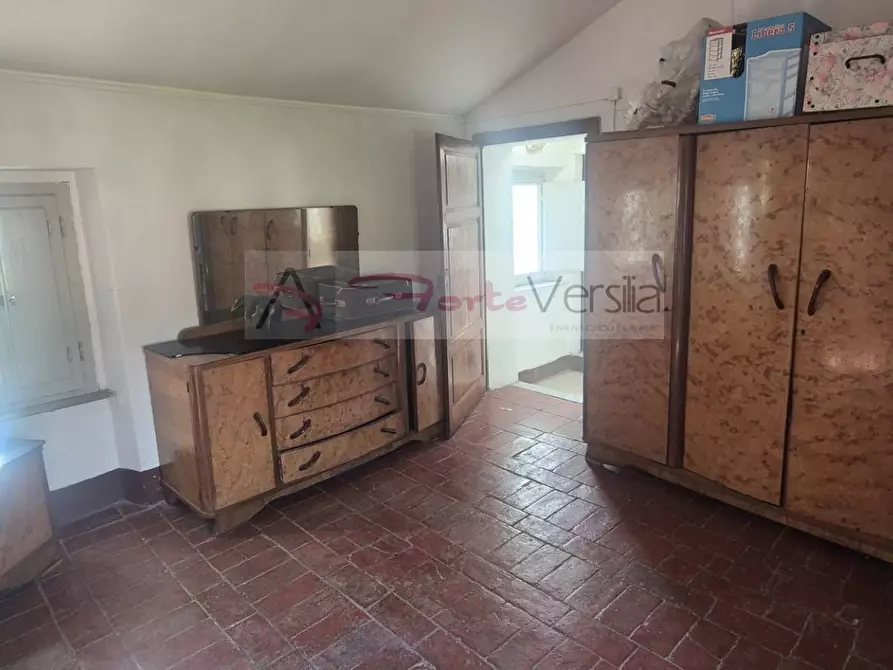 Immagine 26 di Rustico / casale in vendita  a Seravezza