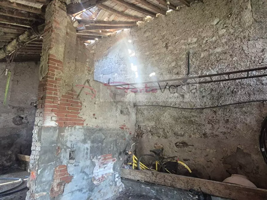 Immagine 28 di Rustico / casale in vendita  a Seravezza