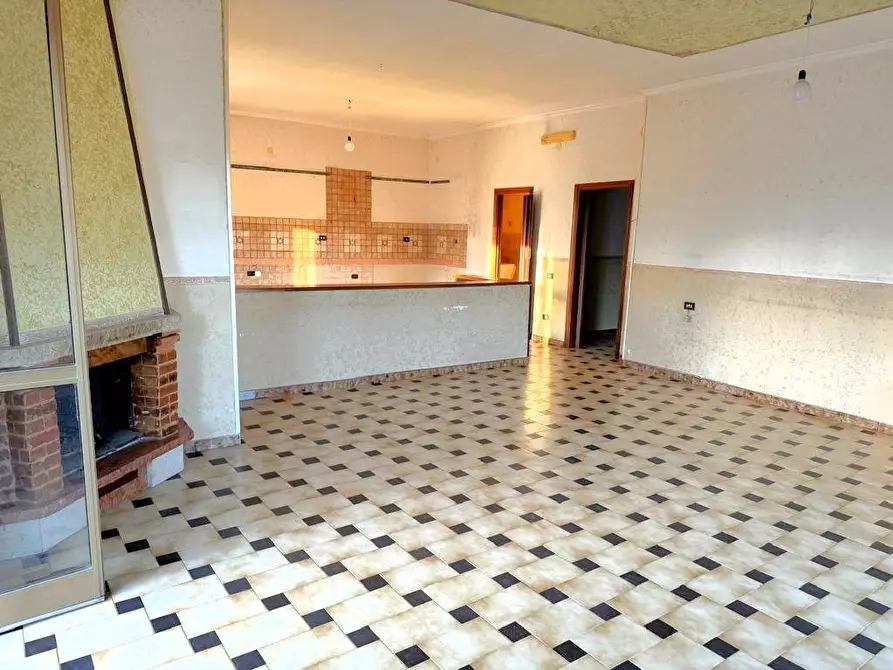 Immagine 1 di Appartamento in vendita  in via benevento a Casalnuovo Di Napoli