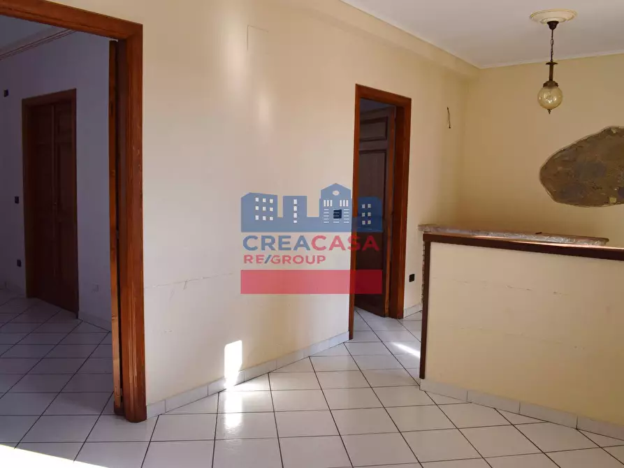 Immagine 17 di Appartamento in vendita  in Garibaldi a Calatabiano