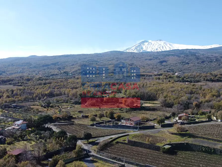 Immagine 1 di Terreno agricolo in vendita  in VIA FELICE a Linguaglossa