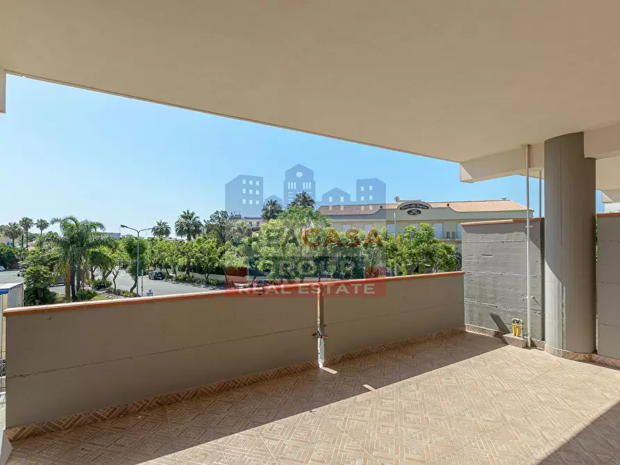 Immagine 1 di Appartamento in vendita  in Via Dionisio a Giardini-Naxos