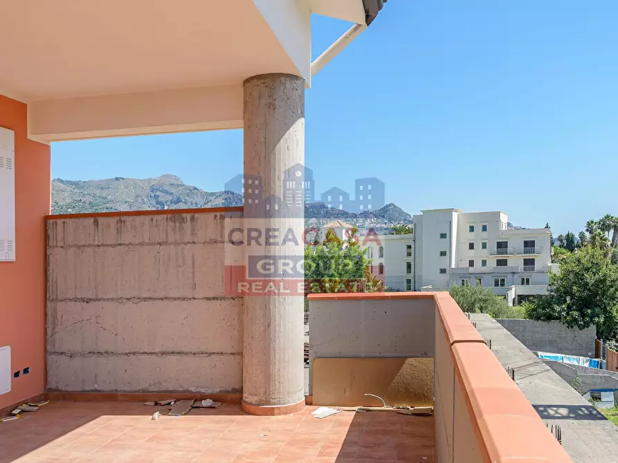 Immagine 1 di Appartamento in vendita  in Via Dionisio a Giardini-Naxos