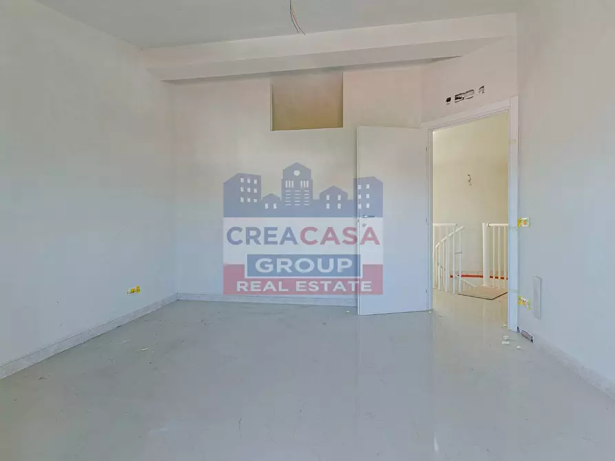 Immagine 15 di Appartamento in vendita  in Via Dionisio a Giardini-Naxos