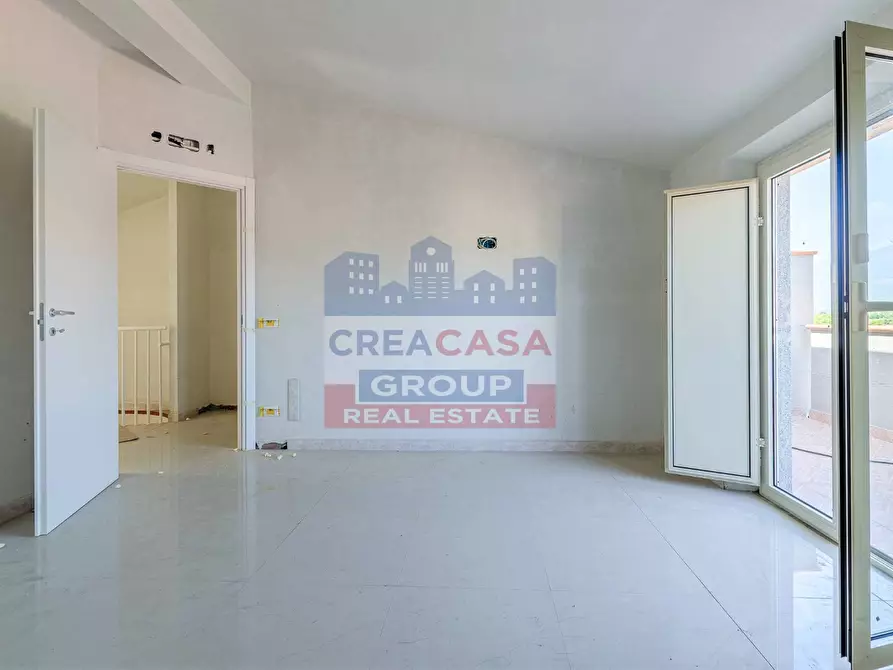 Immagine 16 di Appartamento in vendita  in Via Dionisio a Giardini-Naxos