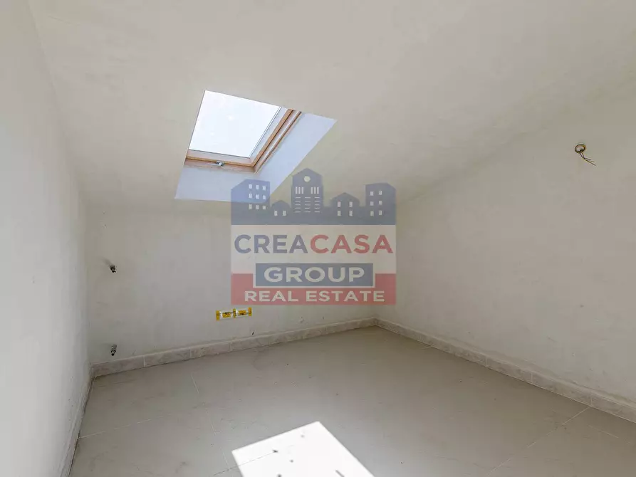 Immagine 19 di Appartamento in vendita  in Via Dionisio a Giardini-Naxos