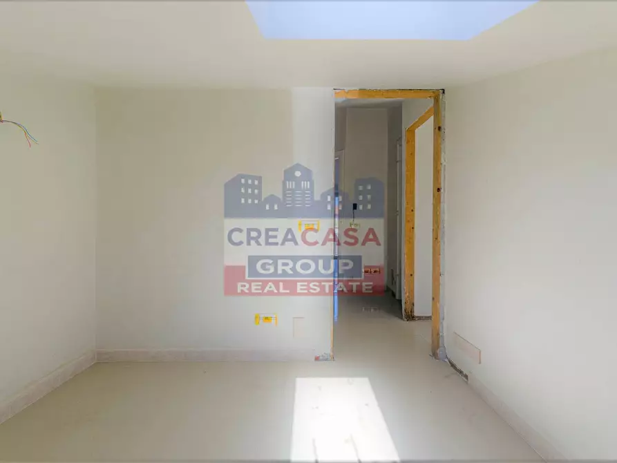 Immagine 20 di Appartamento in vendita  in Via Dionisio a Giardini-Naxos