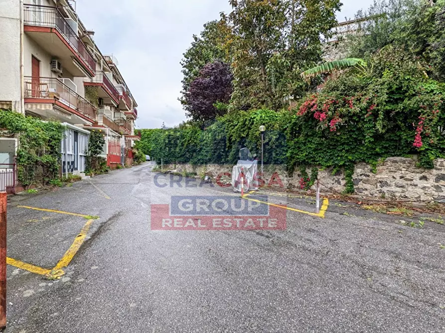 Immagine 19 di Appartamento in vendita  in via Laghini a Giardini-Naxos