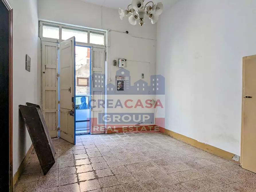 Immagine 7 di Palazzo in vendita  in via Pietro Ruffo a Calatabiano