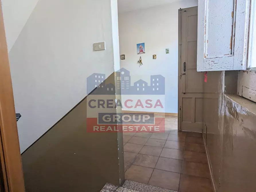 Immagine 12 di Palazzo in vendita  in via Pietro Ruffo a Calatabiano