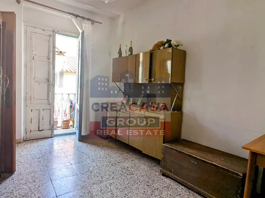 Immagine 17 di Palazzo in vendita  in via Pietro Ruffo a Calatabiano