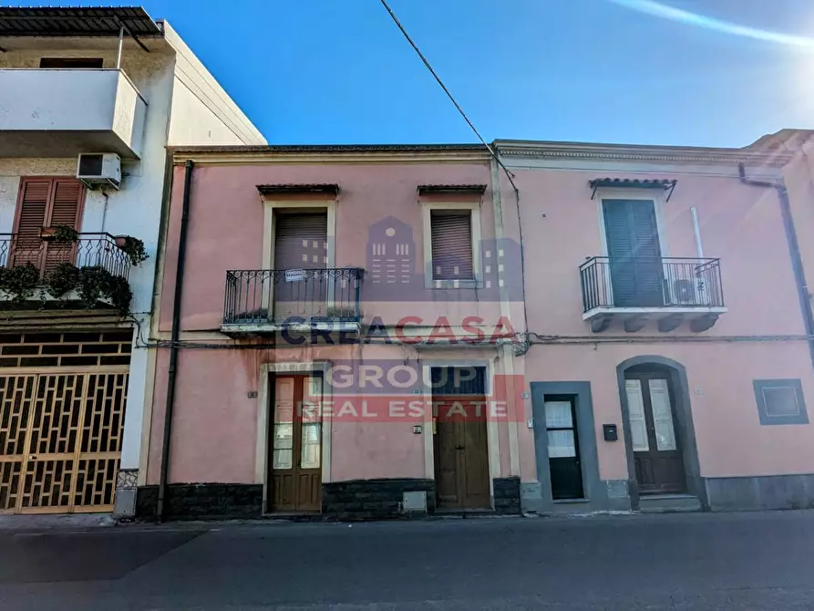 Immagine 2 di Casa indipendente in vendita  in via Pasteria a Calatabiano