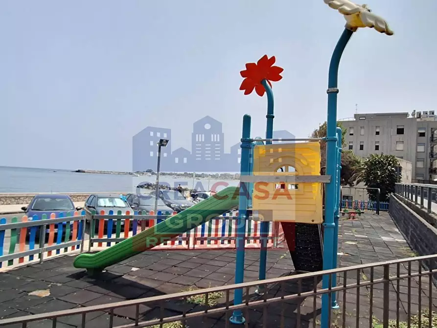 Immagine 20 di Appartamento in vendita  in via Erice a Giardini-Naxos