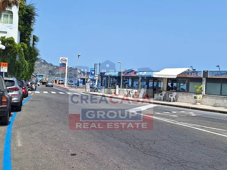 Immagine 27 di Appartamento in vendita  in via Erice a Giardini-Naxos