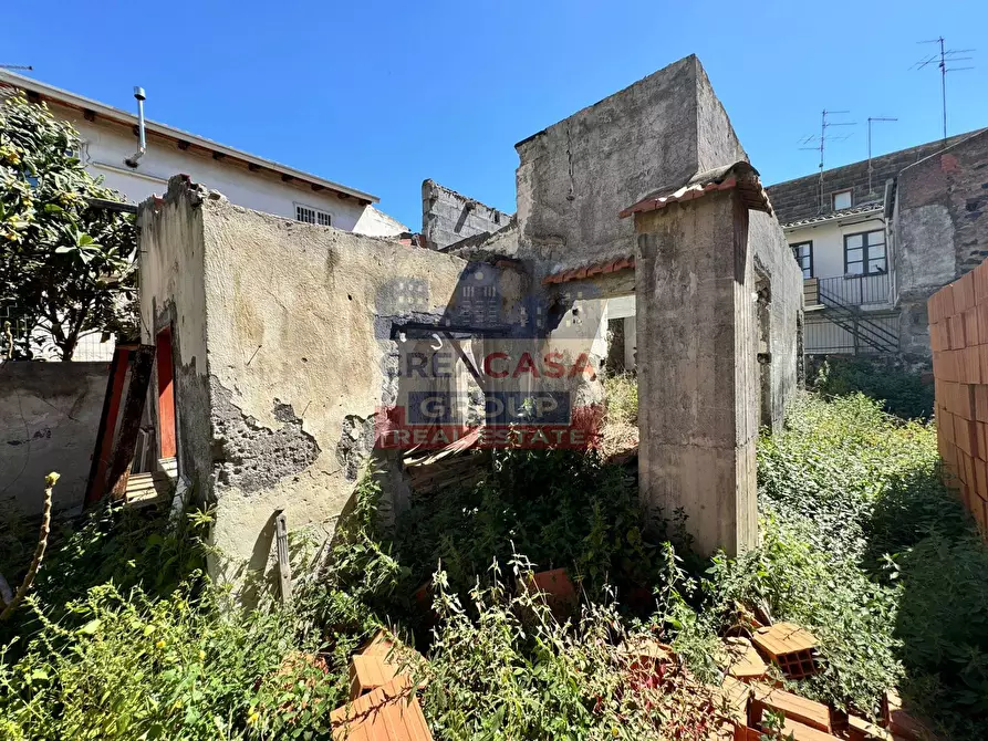 Immagine 11 di Agriturismo in vendita  in Via Riccardo Casalaina a Catania