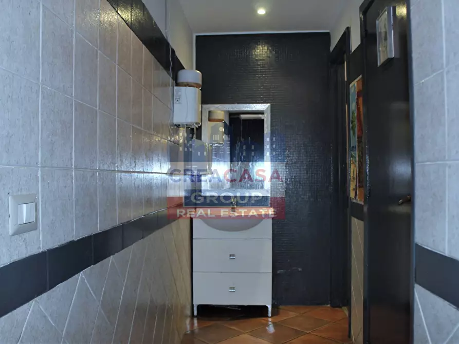 Immagine 22 di Bar / Ristorante in vendita  in Corso Italia a Giarre