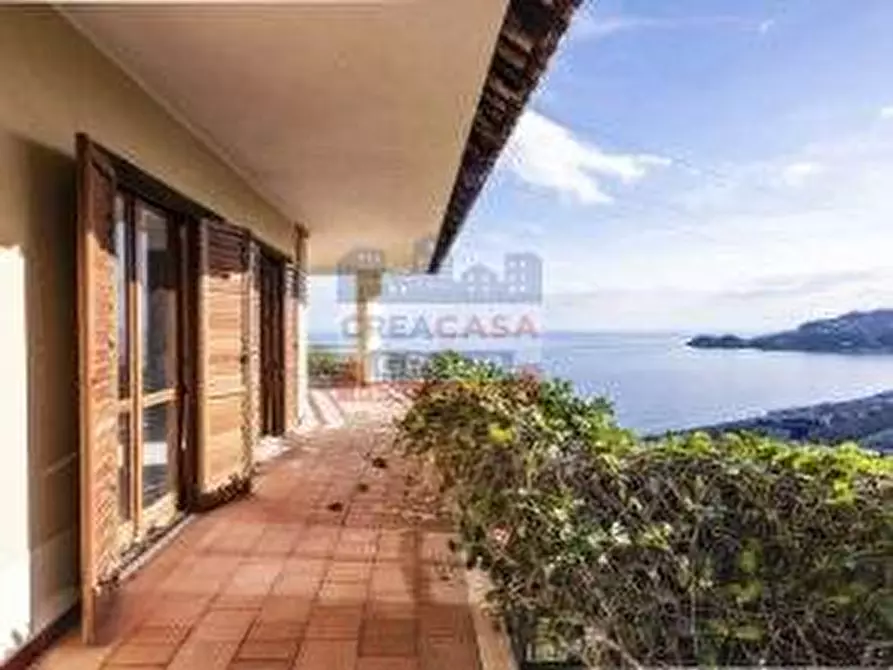 Immagine 6 di Villa in vendita  in Contrada Sillemi a Letojanni