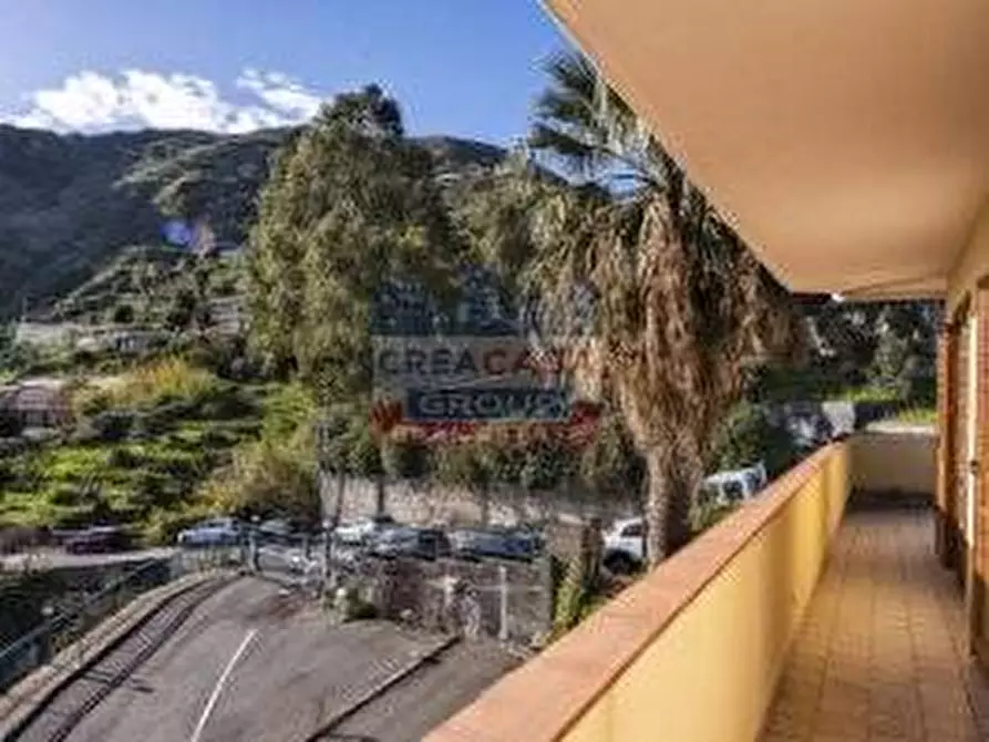 Immagine 10 di Villa in vendita  in Contrada Sillemi a Letojanni